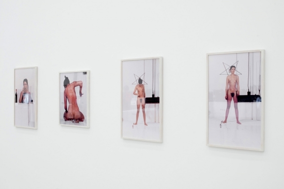 Ausstellungsansicht Mein Körper ist das Ereignis. Wiener Aktionismus und internationale Performance Photo: mumok/Laurent Ziegler