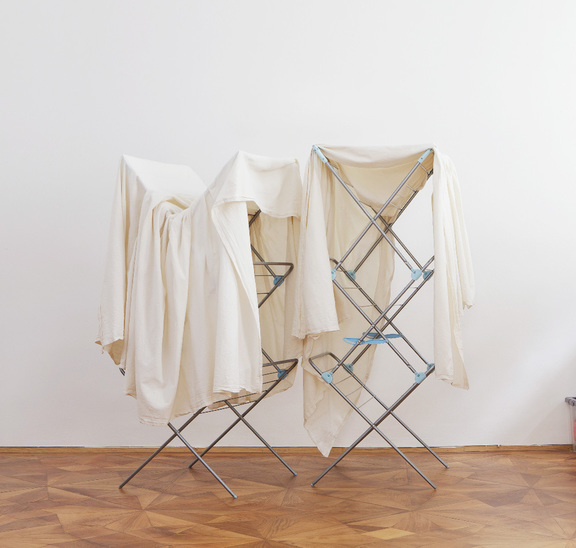 Paul Knight, Untitled 2017, hand woven bed-sheets (organic raw cotton), two clothes horses dimensions variable (each sheet 240 x 265 cm)