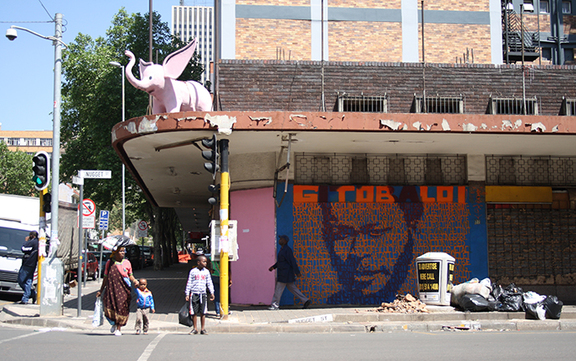 Na Ku Randza, 2011. Eine Projektreihe vom Center for Historical Reenactments, Johannesburg, Foto: Sanele Manqele