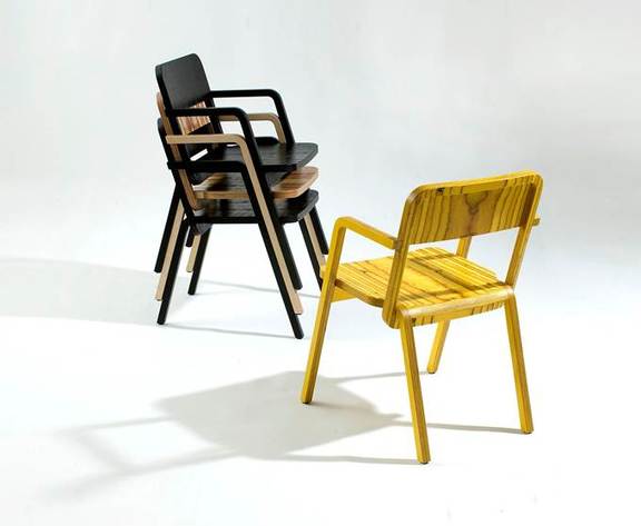 Marco Dessí, Prater Chair, 2009 Stapelbarer Stuhl; Birkensperrholz, CNC-gefräst Hersteller: Richard Lampert © Tobias Schlorhaufer