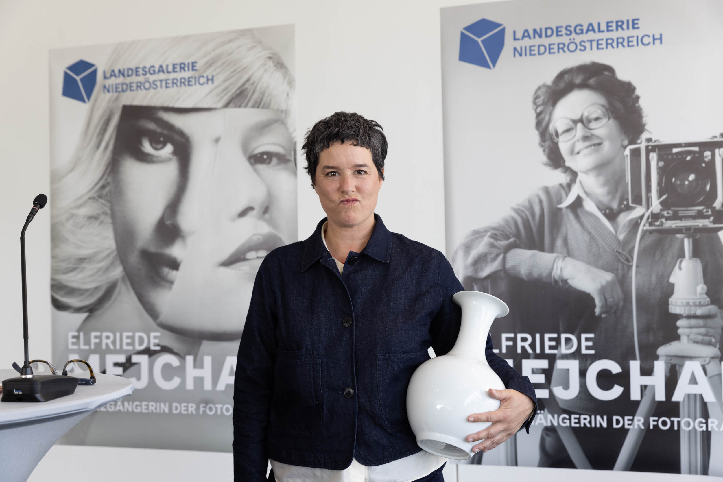 eSeL Foto: Elfriede Mejchar Preisträgerin Lisa Rastl @ "Grenzgängerin der Fotografie" (Landesgalerie Niederösterreich, 13.4.2024)